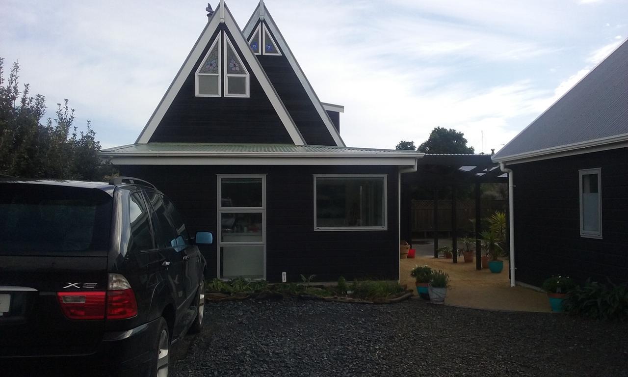 Near The Shore Waikanae Exterior foto